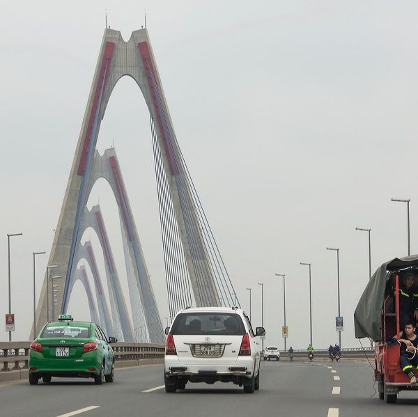 New Nhat Tan Bridge across the Red River Hanoi, Vietnam